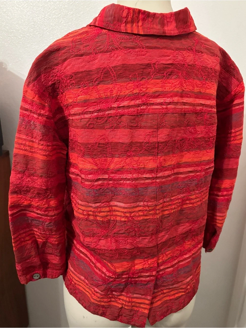 Chicos lightweight textured